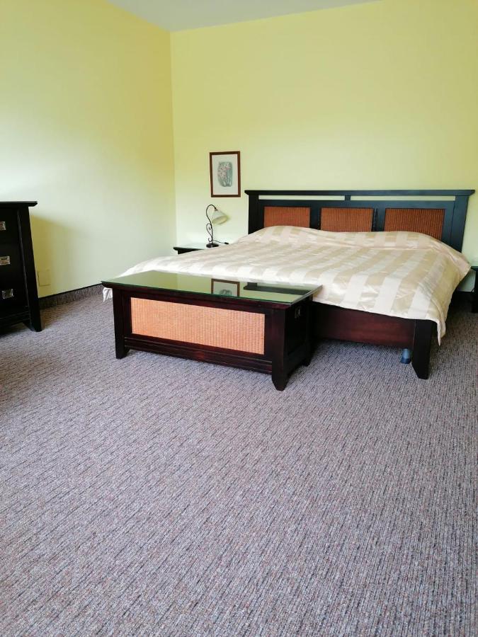 Monteoru Hotel 2*